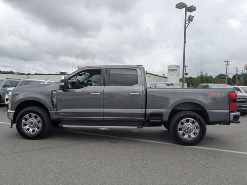 Used 2023 Ford F350 Lariat w/ Tow Technology Package AWD/4WD image 6