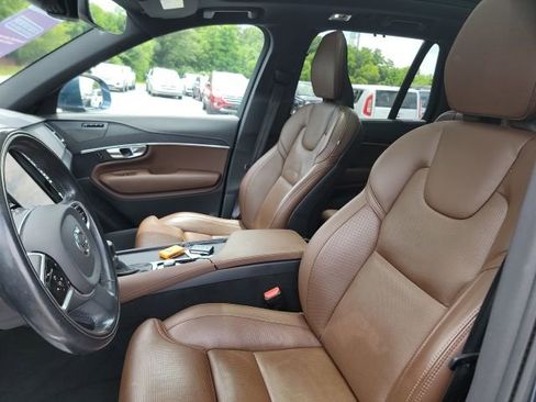 Used 2022 Volvo XC90 T6 Inscription image 16