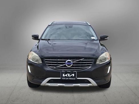 Used 2017 Volvo XC60 T5 Dynamic w/ Preferred Option Package FWD image 9