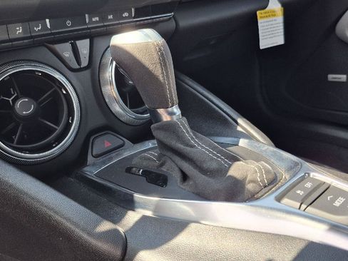 Used 2021 Chevrolet Camaro LT RWD image 10