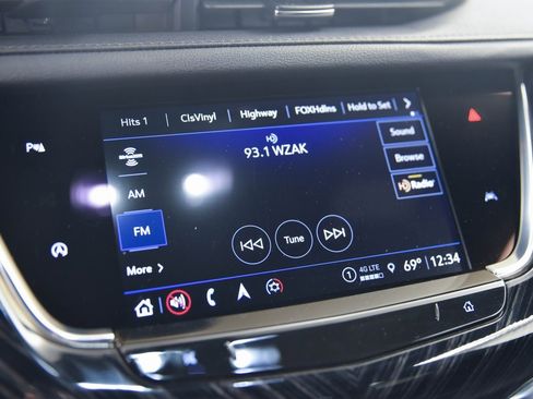 Certified 2025 Cadillac XT6 Premium Luxury image 18