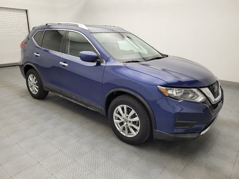 Used 2020 Nissan Rogue SV FWD image 11