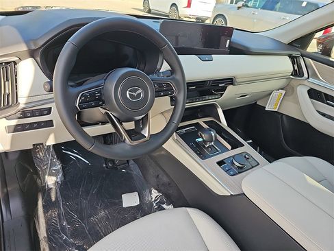 New 2026 MAZDA CX-90 3.3 Turbo w/ Premium Plus Pkg image 17