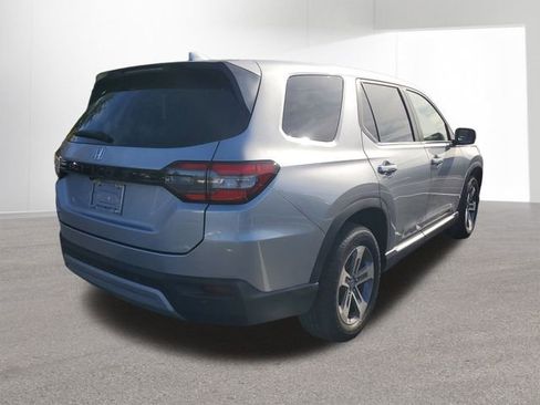 Used 2023 Honda Pilot EX-L image 13