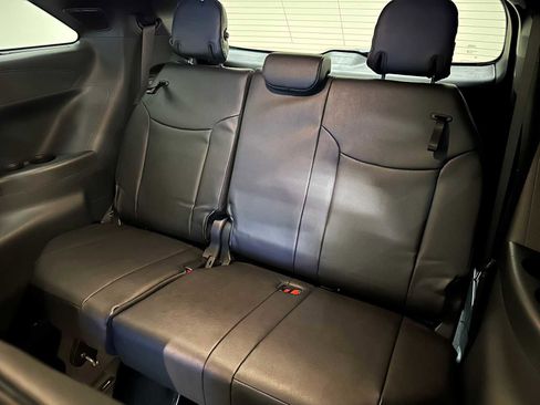 Certified 2026 Toyota Sienna XLE Woodland Edition AWD/4WD image 25