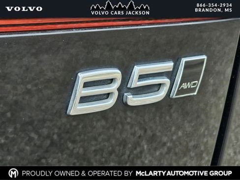 Used 2022 Volvo XC60 B5 R-Design image 35