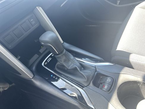Used 2024 Toyota Corolla Cross AWD Hybrid image 24