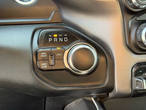 Used 2019 RAM 2500 Big Horn image 31