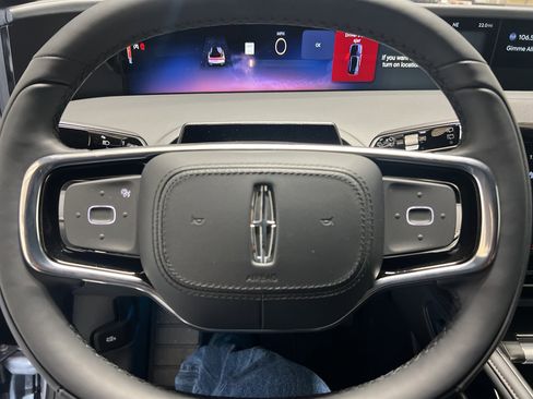 New 2025 Lincoln Nautilus Reserve w/ Jet Appearance Package image 11