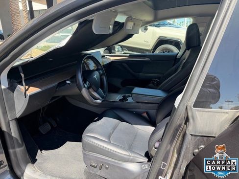 Used 2025 Tesla Model Y Long Range RWD image 5