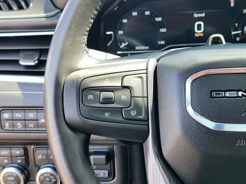 Used 2023 GMC Yukon Denali Ultimate AWD/4WD image 27