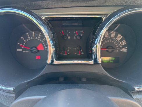 Used 2005 Ford Mustang GT RWD image 21