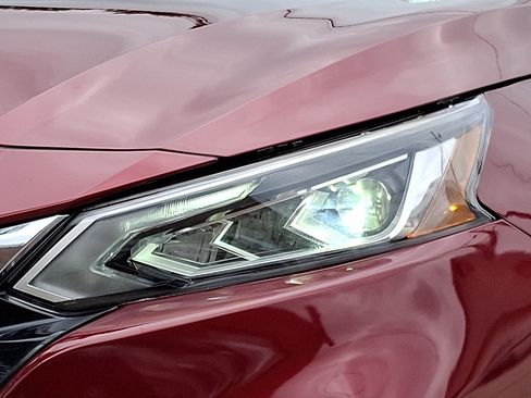 Used 2020 Nissan Altima 2.5 SV FWD image 9