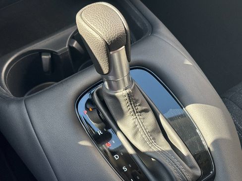 Used 2024 Honda HR-V LX image 22