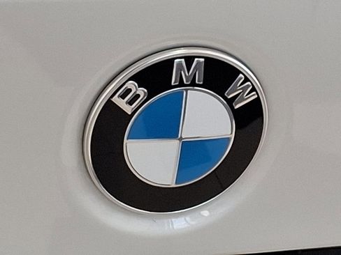 Certified 2025 BMW 330i xDrive Sedan w/ Premium Package image 38