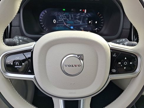 New 2026 Volvo XC90 B6 Ultra w/ Protection Package image 12