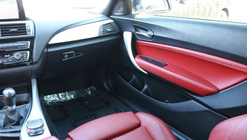 Used 2015 BMW M235i Convertible RWD image 23