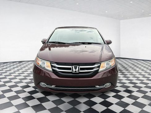 Used 2014 Honda Odyssey Touring image 2