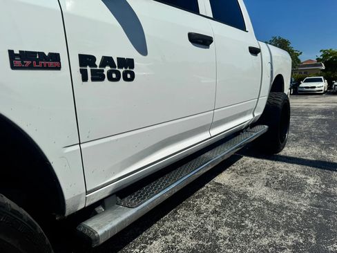 Used 2017 RAM 1500 Express w/ Express Value Package RWD image 12
