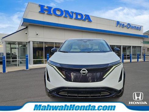 Used 2024 Nissan Ariya FWD image 2
