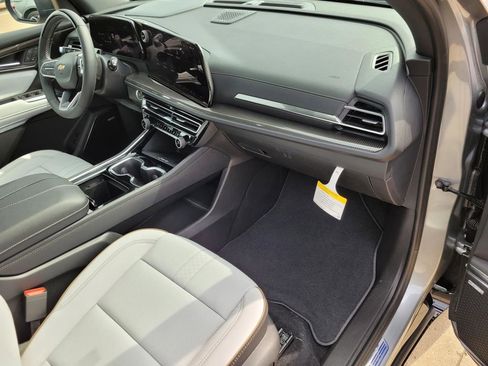 New 2026 Chevrolet Traverse High Country image 6