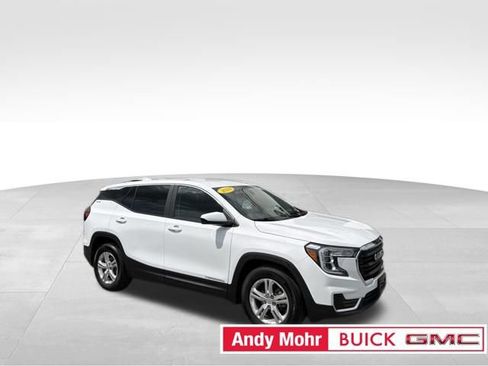 Used 2024 GMC Terrain SLE FWD image 1