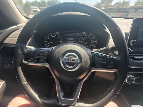 Used 2019 Nissan Altima 2.5 SV AWD/4WD image 14