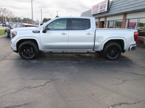 Used 2022 GMC Sierra 1500 Elevation image 6