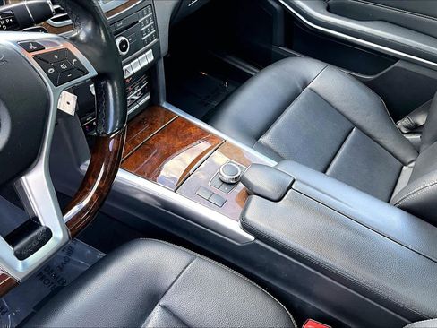 Used 2016 Mercedes-Benz E 350 Sedan image 14