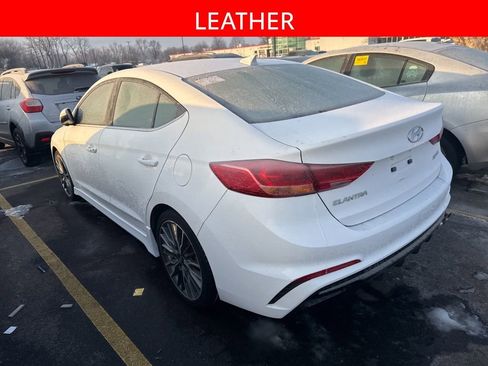 Used 2018 Hyundai Elantra Sport image 4