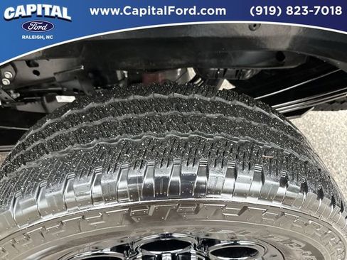 Used 2025 Ford F350 Lariat w/ Black Appearance Package image 14
