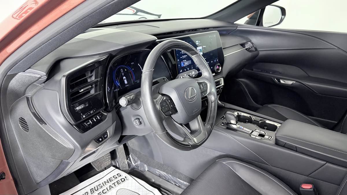 Used 2023 Lexus RX 350 Premium Plus w/ Accessory Package AWD/4WD image 11