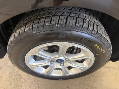 Used 2019 Ford EcoSport SE w/ SE Convenience Package AWD/4WD image 14