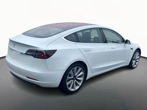 Used 2018 Tesla Model 3 Long Range image 3