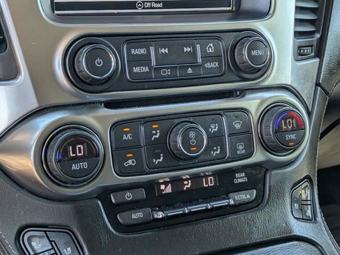 Used 2019 Chevrolet Tahoe Premier AWD/4WD image 31