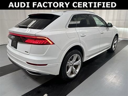 Certified 2022 Audi Q8 Premium image 8