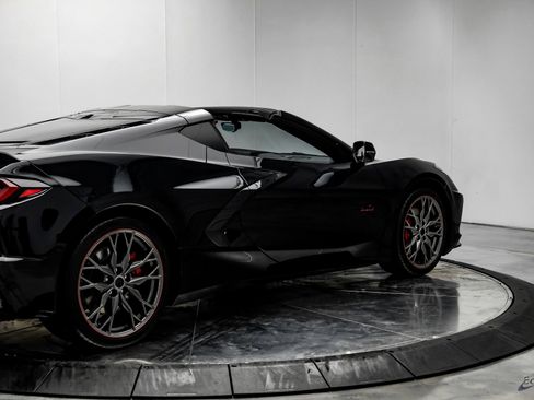 Used 2023 Chevrolet Corvette Stingray Premium Cpe w/ Z51 Performance Package image 19