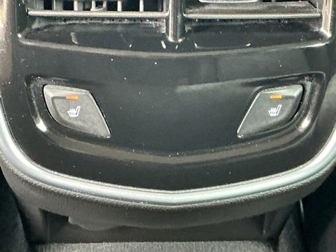 Used 2016 Cadillac XTS Luxury image 9