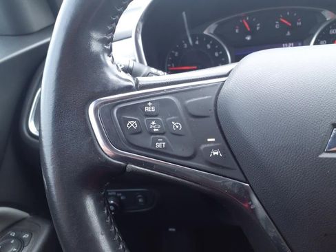 Used 2021 Chevrolet Equinox Premier image 24