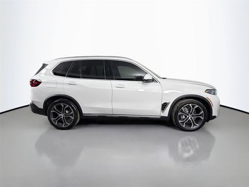 New 2026 BMW X5 xDrive40i AWD/4WD image 7