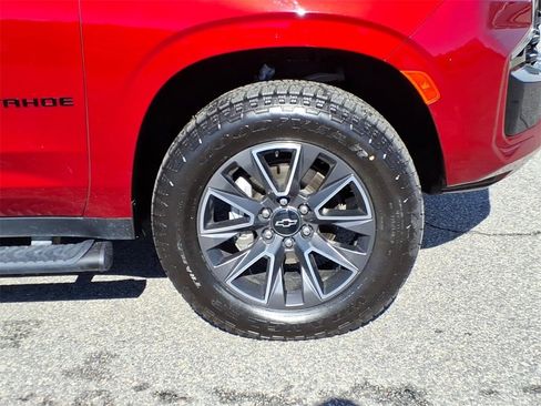 Used 2023 Chevrolet Tahoe Z71 w/ Luxury Package image 17