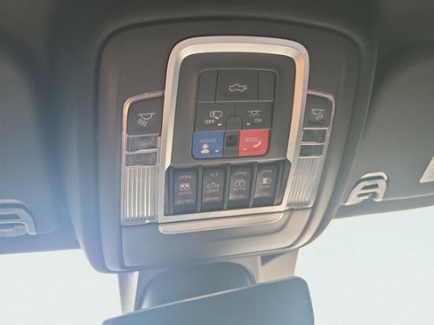 Used 2021 RAM 1500 Limited AWD/4WD image 32