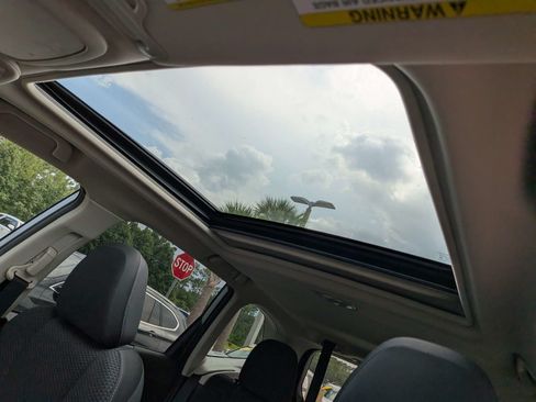 Certified 2024 Subaru Forester Premium AWD/4WD image 19