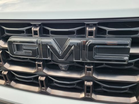 Certified 2024 GMC Canyon AT4X image 16