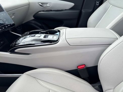 Certified 2024 Hyundai Tucson Limited image 16