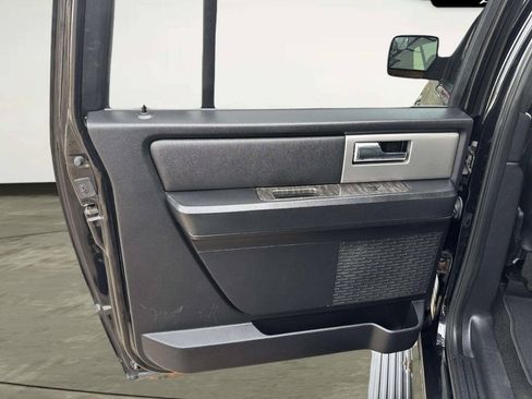Used 2017 Ford Expedition Max Limited AWD/4WD image 12