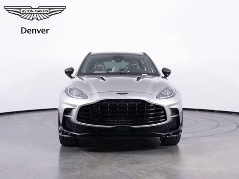 Used 2025 Aston Martin DBX 707 image 8
