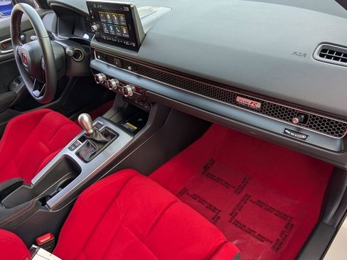Certified 2025 Honda Civic Type R image 18