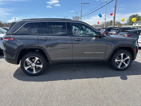 New 2026 Jeep Grand Cherokee Limited AWD/4WD image 6