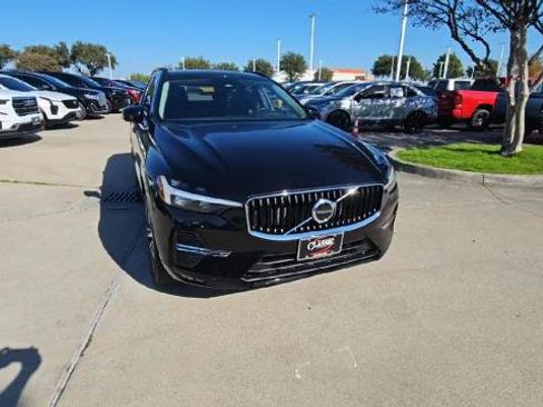 Used 2022 Volvo XC60 B5 Momentum w/ Climate Package AWD/4WD image 33
